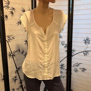 Old navy blouse, like new. No tags but never been worn